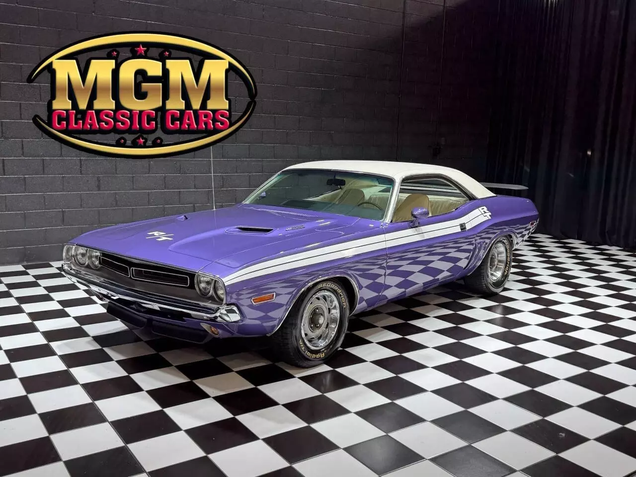 1971 Dodge Challenger R/T 440 6 PACK REAL V CODE RESTORED!