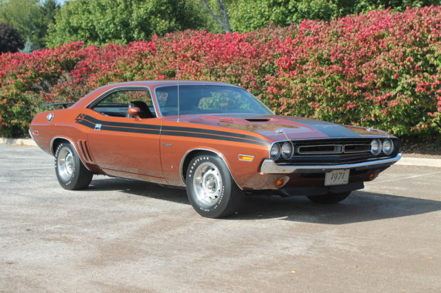 1971 Dodge Challenger R/T 440 6 Pack V Code 1971 Dodge Challenger R/T