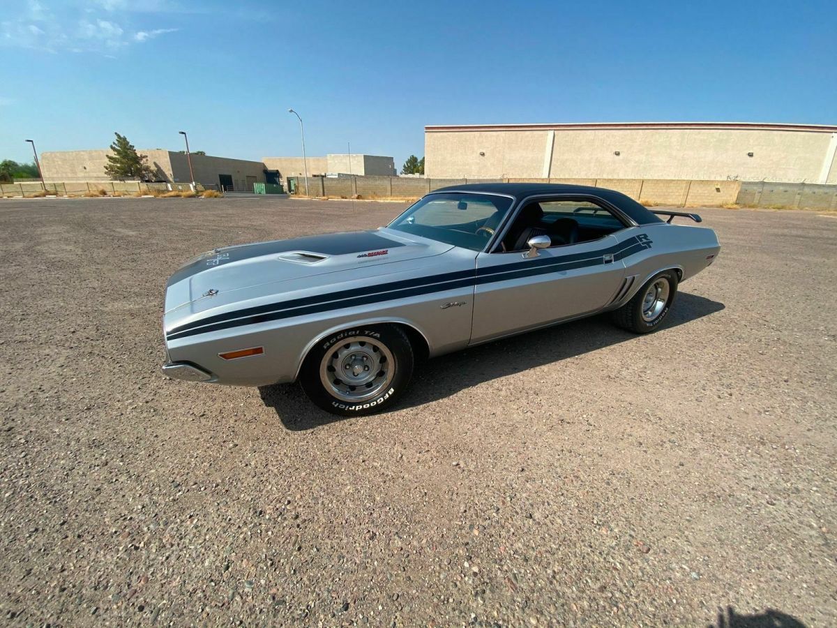 1971 Dodge Challenger R/T 440-6 - photo 2