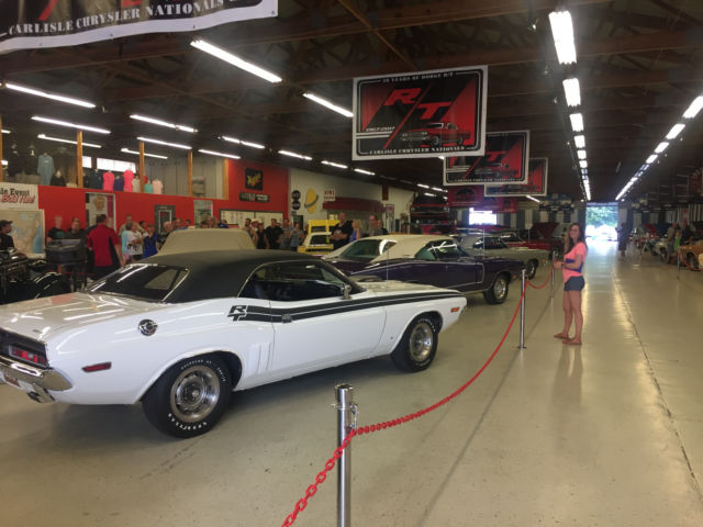 1971 Dodge Challenger RT 440 6 Pack -- - photo 3