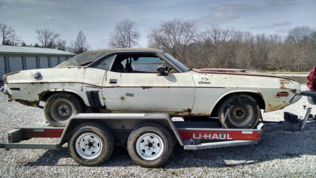 1971 Dodge Challenger - photo 2