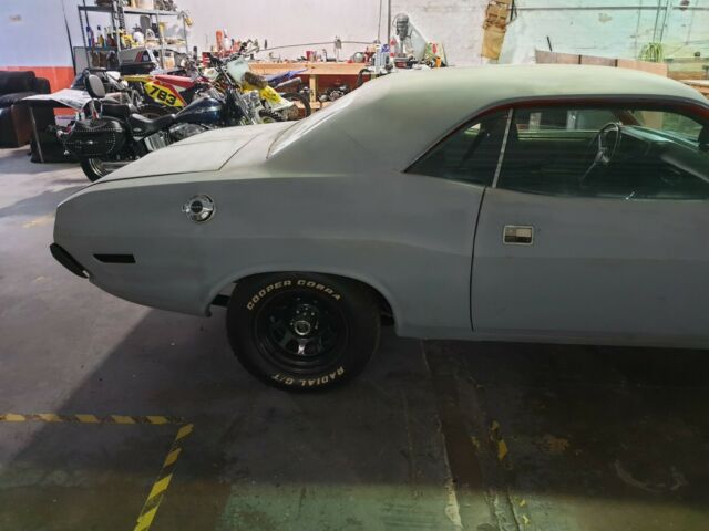 1971 Dodge Challenger - photo 2