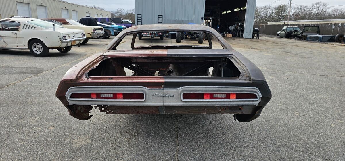 1971 Dodge Challenger - photo 4