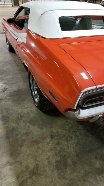 1970 Dodge Challenger - photo 5