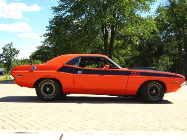 1971 Dodge Challenger - photo 2