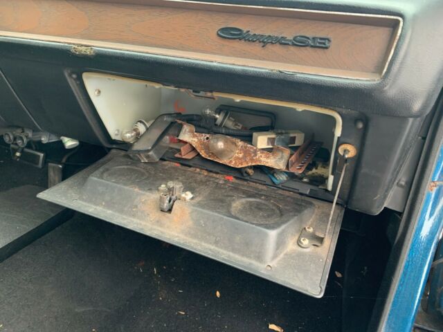 1971 Dodge Charger SE - photo 8