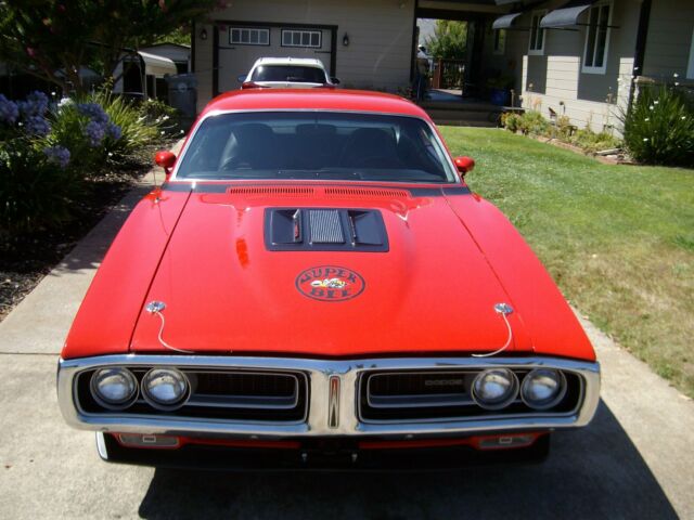 1971 Dodge Charger Superbee 4-speed California rust free 749 made 1971 Dodge Charger Superbee