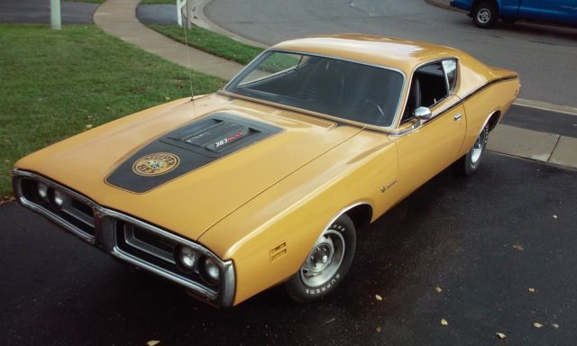 1971 Dodge Charger Superbee - all matching numbers, near survivor 1971 Dodge Charger