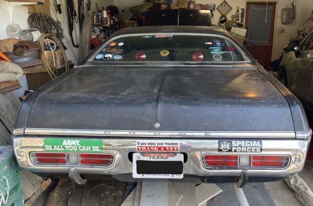 1971 Dodge Coronet Brougham 4 door sedan 318 904 Trans 6K on motor Good body 1971 Dodge Coronet