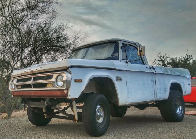 1971 Dodge D-100 Sweptline - photo 13