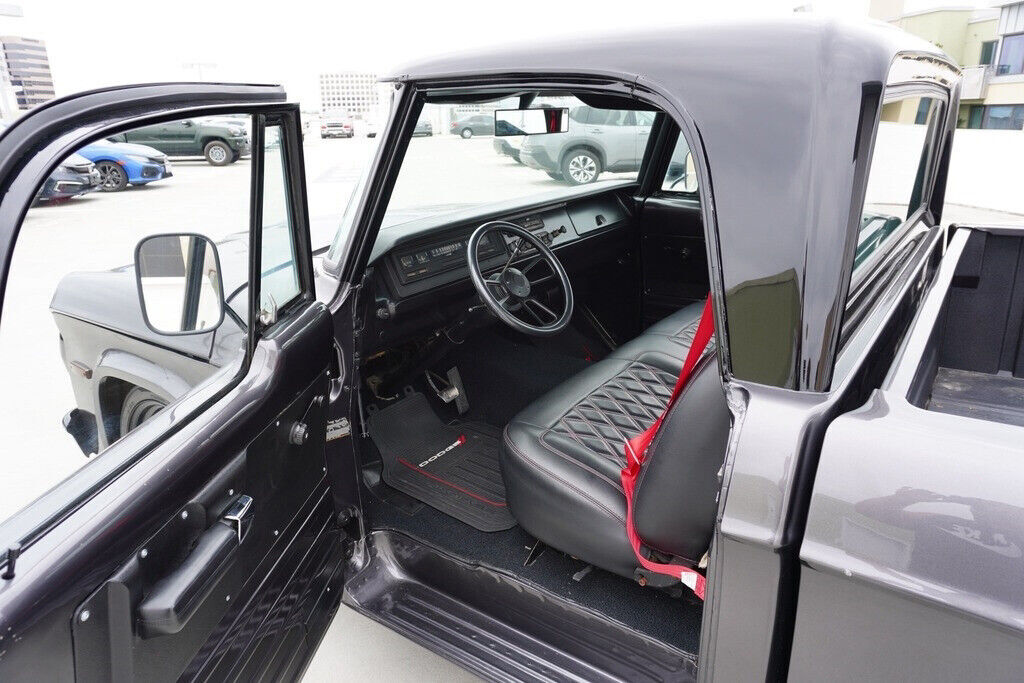 1971 Dodge D100 Sweptline (Fully Restored) - photo 9
