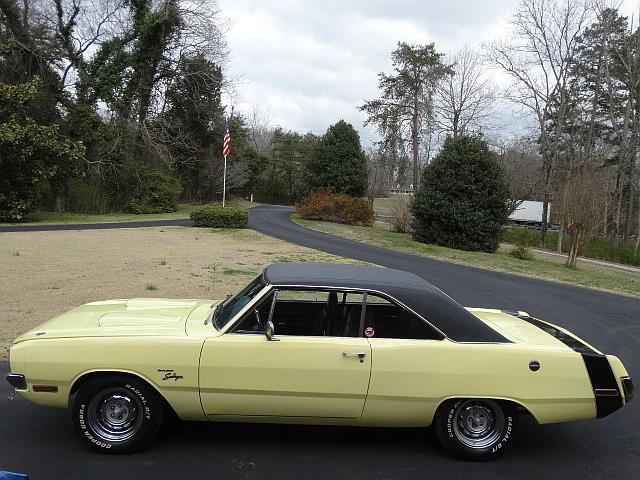 1971 Dodge Dart SWINGER - photo 2