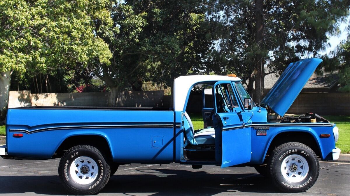 1971 Dodge Power Wagon W200 4X4 383 4 SPEED MANUAL - photo 6
