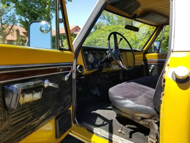 1971 Chevrolet C/K Pickup 2500 C20 PICKUP, C-10 - photo 12