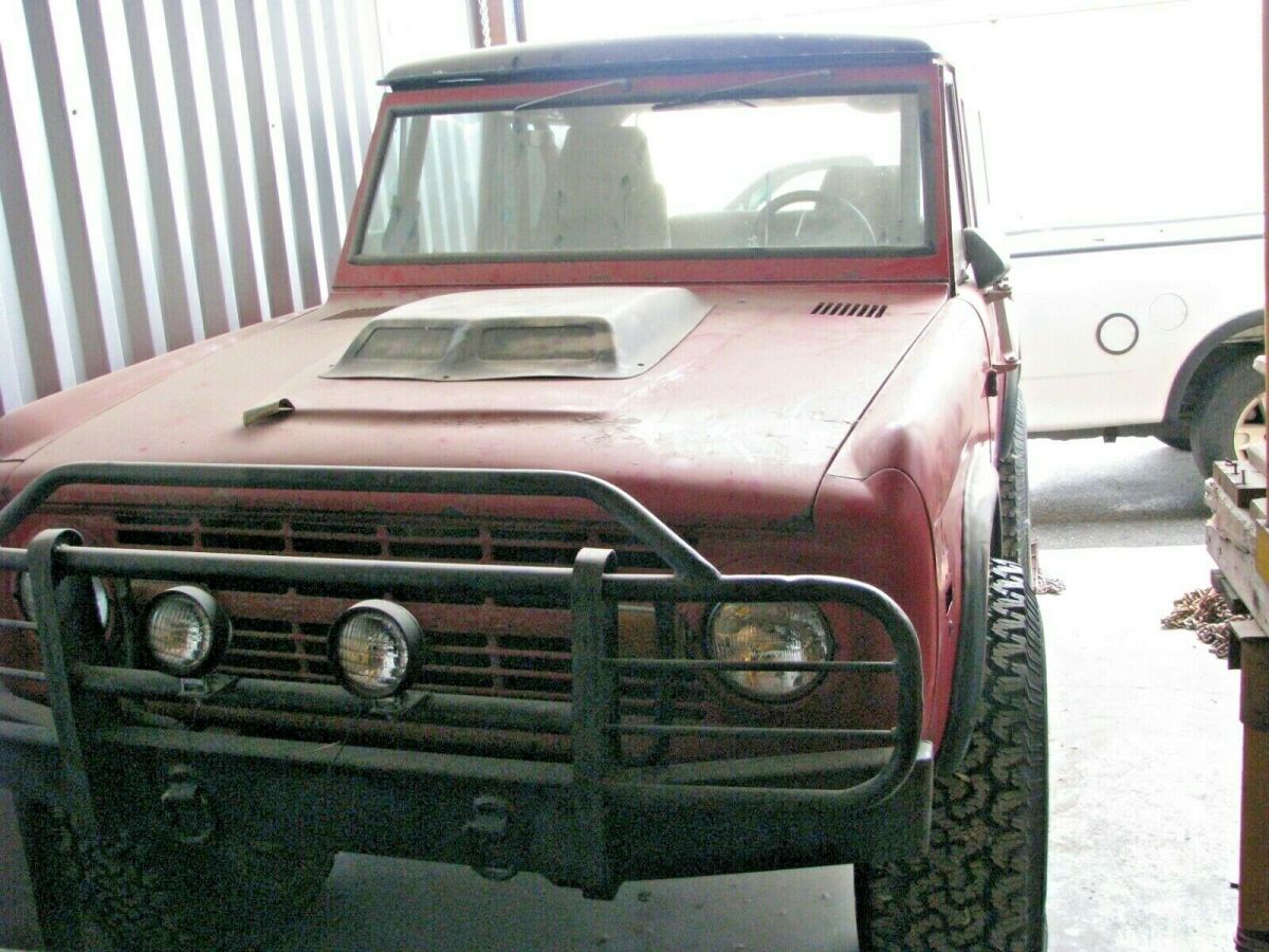 1971 Ford Bronco 351 Windsor 4 - Speed Manual Transmission 35" Tires Runs Good 1971 Ford Bronco
