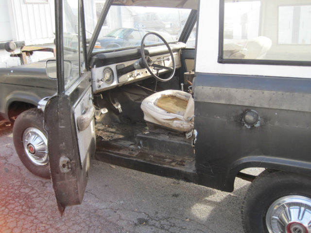 1971 Ford Bronco 4X4 - photo 12