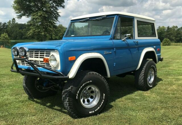 1971 Ford Bronco 4x4 Restored Motor Tranny Lifted Many extras Real Head Turner 1971 Ford Bronco SPORT