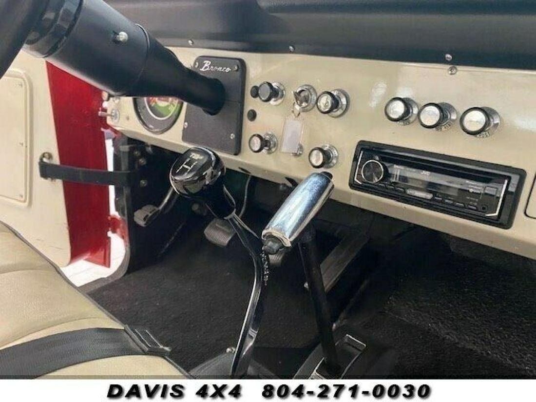 1971 Ford Bronco Half Cab Classic Restored Truck/SUV 4x4 - photo 12