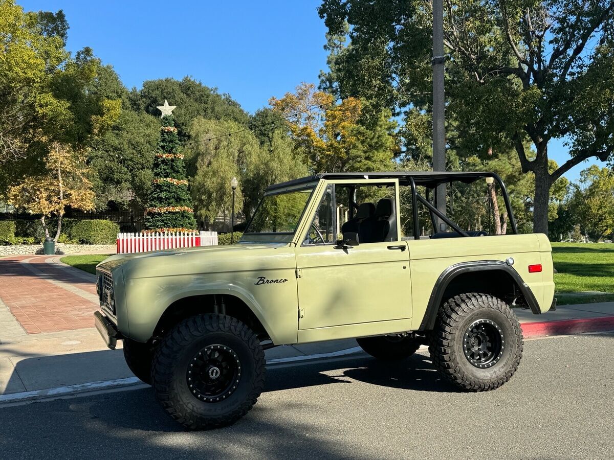 1971 Ford Bronco black - photo 10
