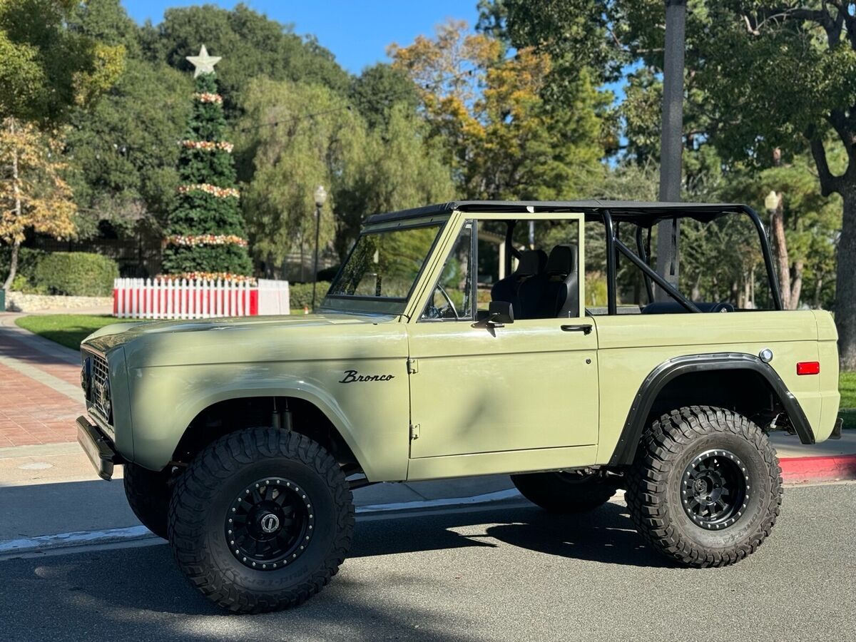 1971 Ford Bronco black - photo 12