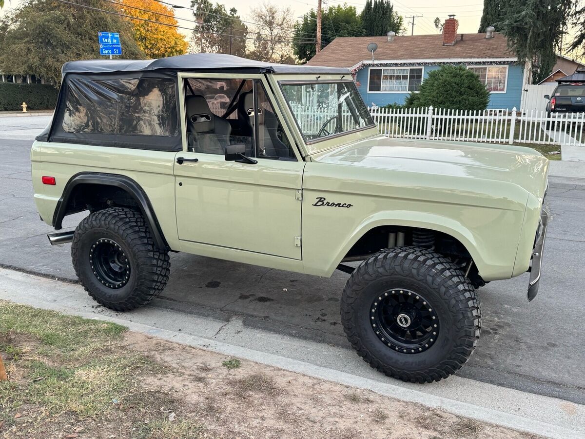 1971 Ford Bronco black - photo 3