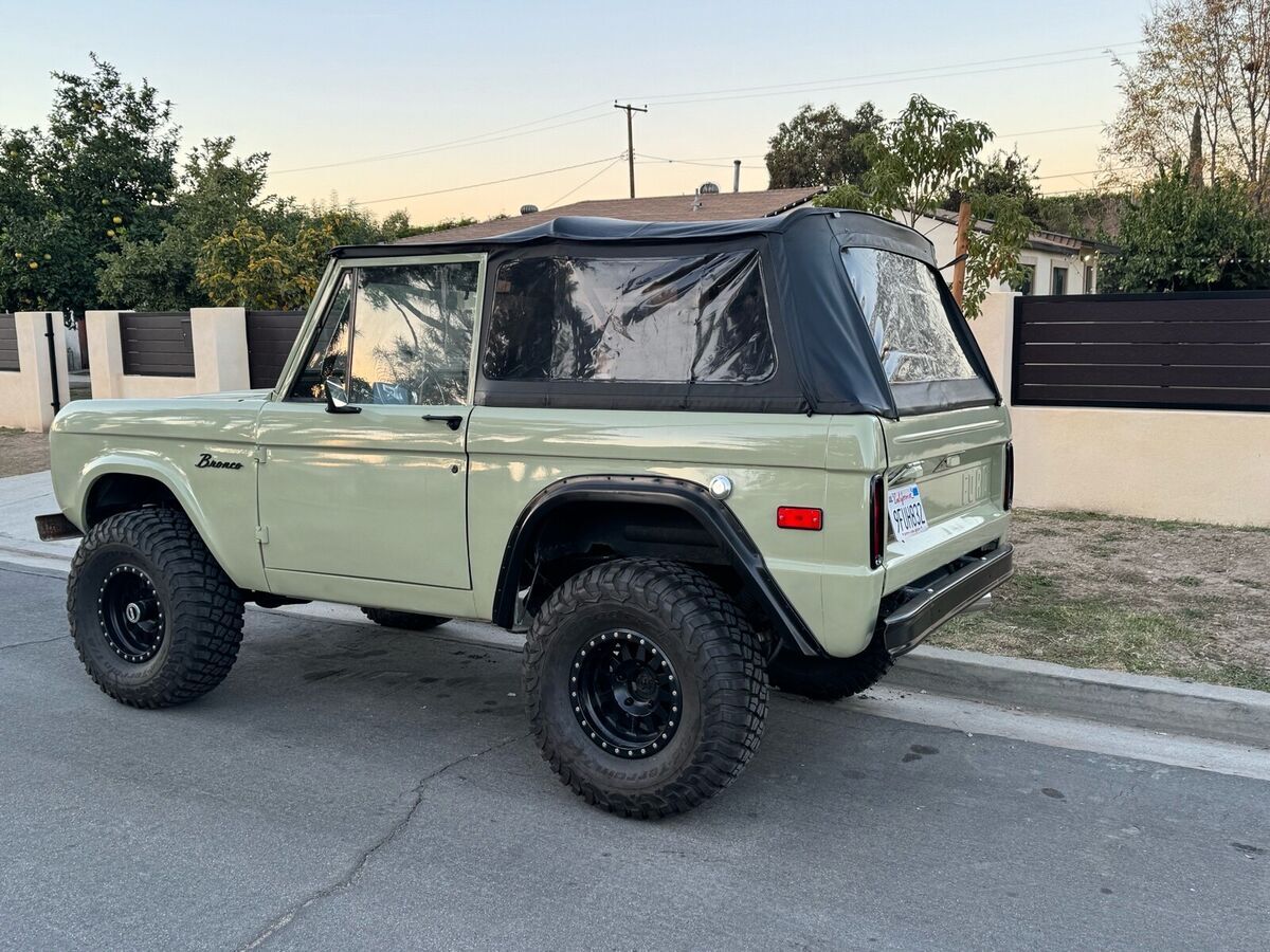 1971 Ford Bronco black - photo 4