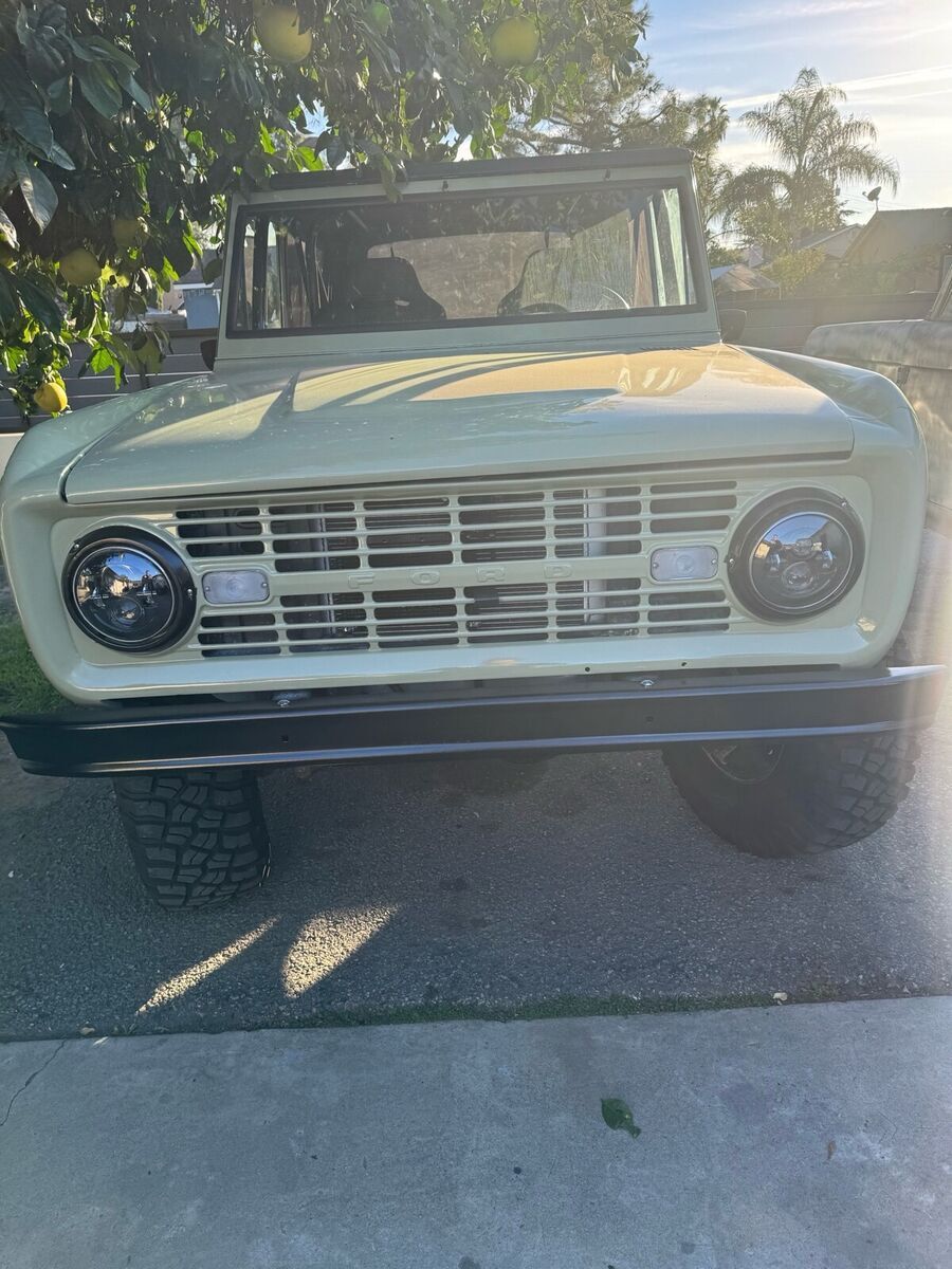 1971 Ford Bronco black - photo 9