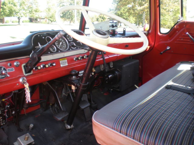 1971 Ford C750 Ward LaFrance Fire Truck - photo 10