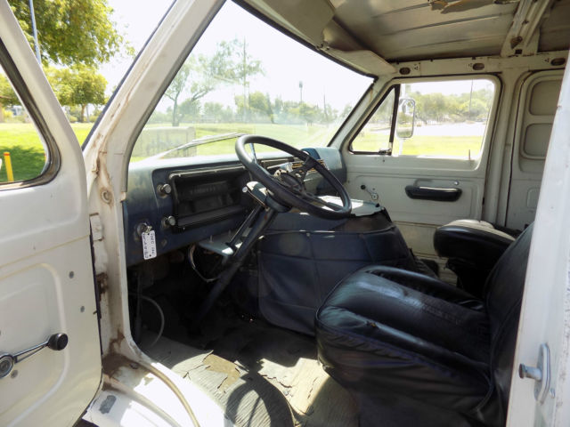 1971 Ford E-Series Van E300 - photo 9