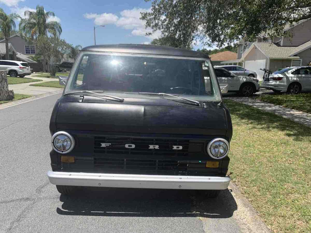 1971 Ford Econoline supervan 100 - photo 2