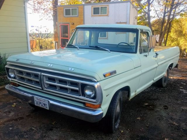 1971 Ford F-100 in Good Running Order. Perfect for restoration or use it as-is! 1971 Ford F-100 Custom