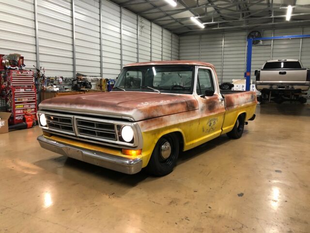 1971 Ford F-100 pick up Pro Touring on full Crown vic Drive train with A/c;) 1971 Ford F-100