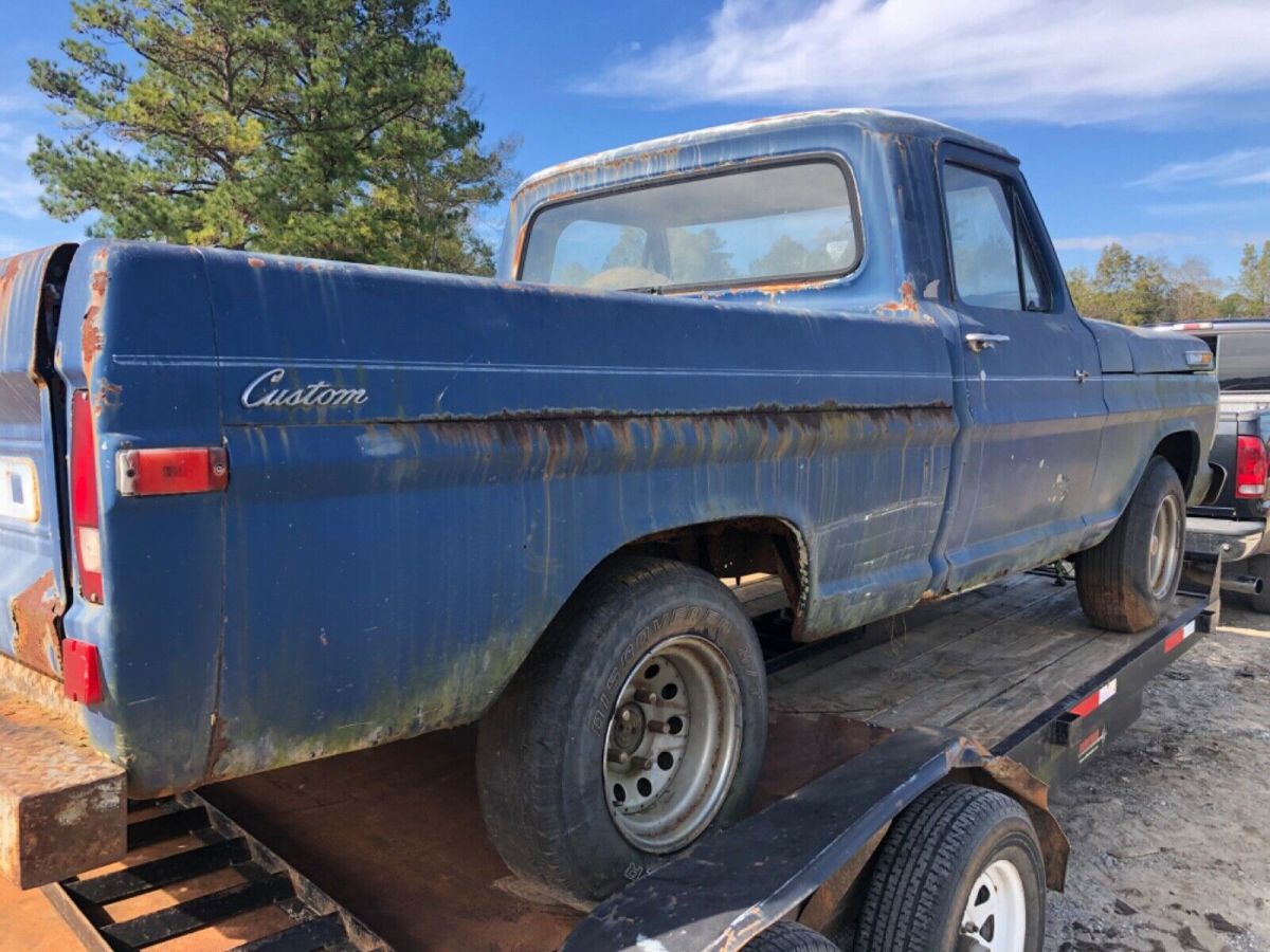 1971 Ford F-100 short bed Pickup custom "Three on the tree" It will start 1971 Ford F100 custom