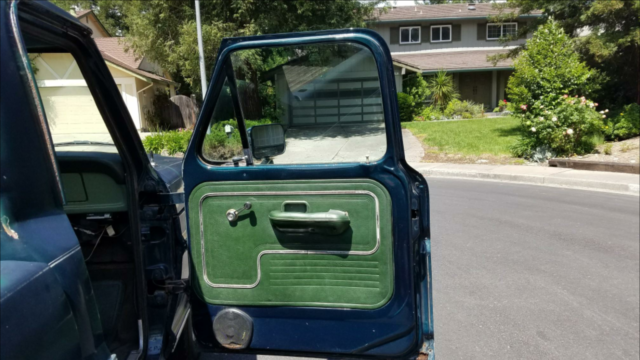 1971 Ford F-250 SPORT CUSTOM GRANDPA'S ORIGINAL CALIFORNIA TRUCK - photo 9