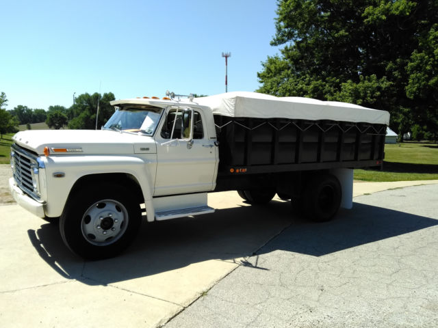 1971 Ford F600 DUMP BOX - photo 2