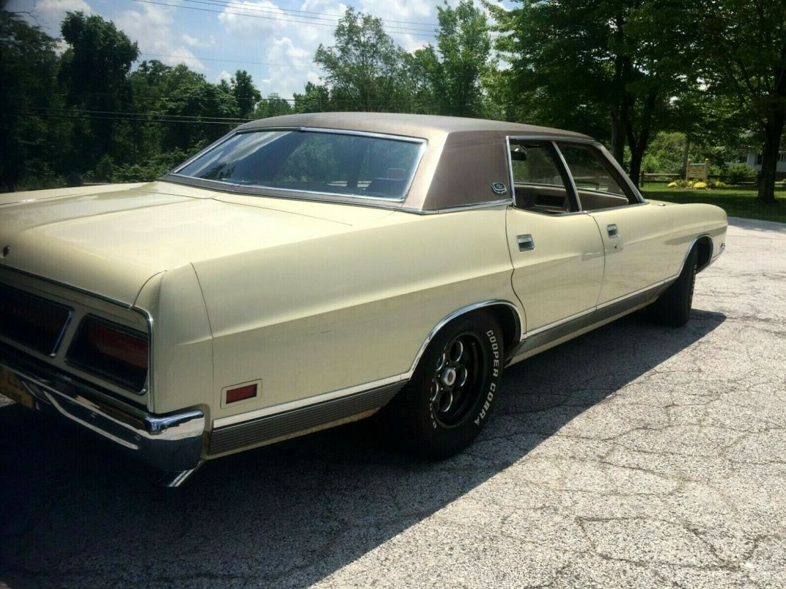 1971 Ford LTD ORIGINAL PERFORMANCE SEDAN SURVIVOR CLASSIC CAR - photo 5