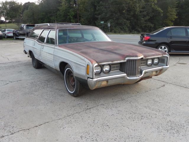 1971 Ford LTD Country Squire - photo 4