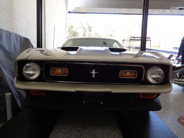 1971 Ford Mustang MACH 1 429 CJ RAM AIR - photo 10