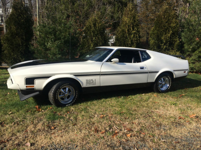 1971 Ford Mustang Mach 1 Fastback 351C 4 Bbl. 3 speed auto. Very nice original 1971 Ford Mustang