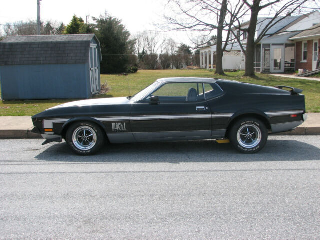1971 Ford Mustang Mach1, Beautiful Black w/Black Interior. 351C, 4-speed, AM/FM 1971 Ford Mustang MACH 1