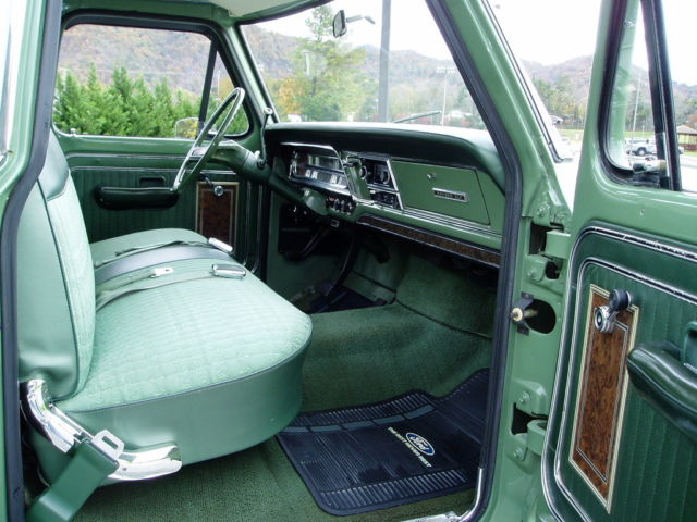 1971 Ford F-100 Ranger XLT - photo 4