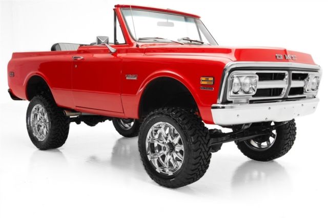 1971 GMC Jimmy 4x4 Blazer Houndstooth Automatic Convertible 1971 GMC Jimmy 4x4 Blazer Houndstooth