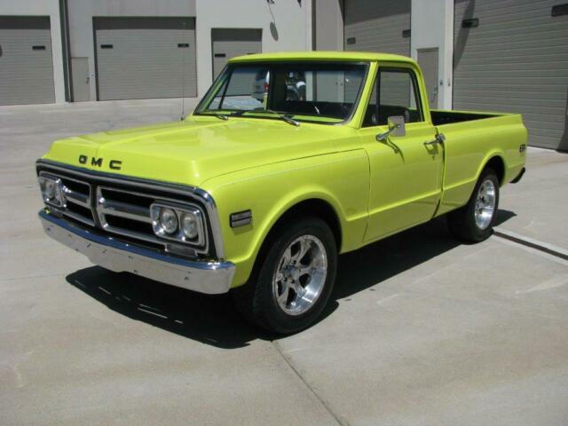 1971 GMC Short Bed Pickup - Restoration - Restomod - 350 V8 - WOW!! C15 C1500 1971 GMC C15/C1500 Pickup