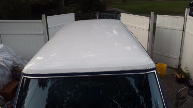 1971 GMC Suburban - photo 2