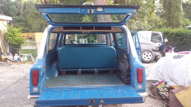 1971 GMC Suburban - photo 4