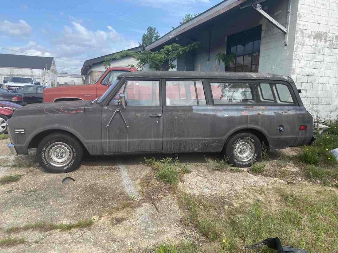 1971 GMC Suburban 3 Door - photo 3