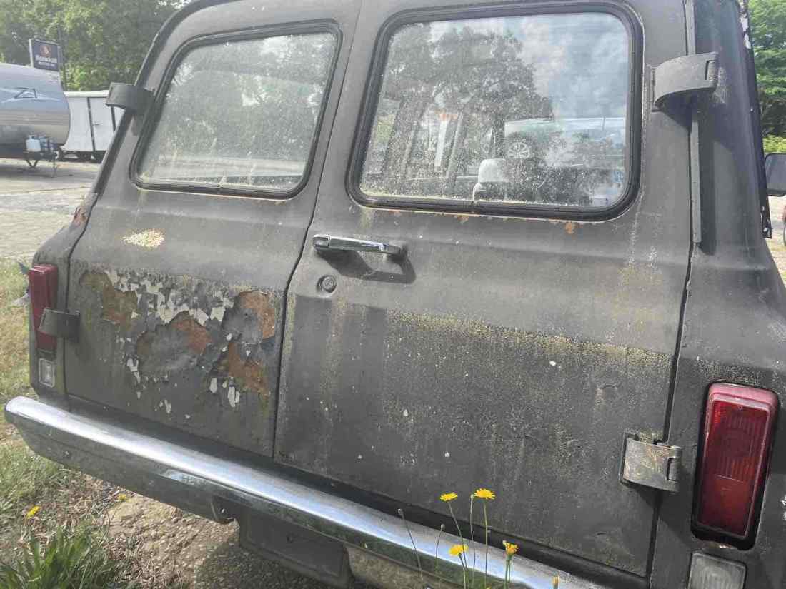 1971 GMC Suburban 3 Door - photo 7