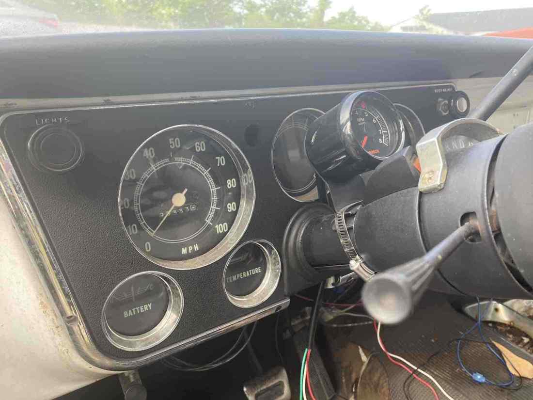 1971 GMC Suburban 3 Door - photo 8