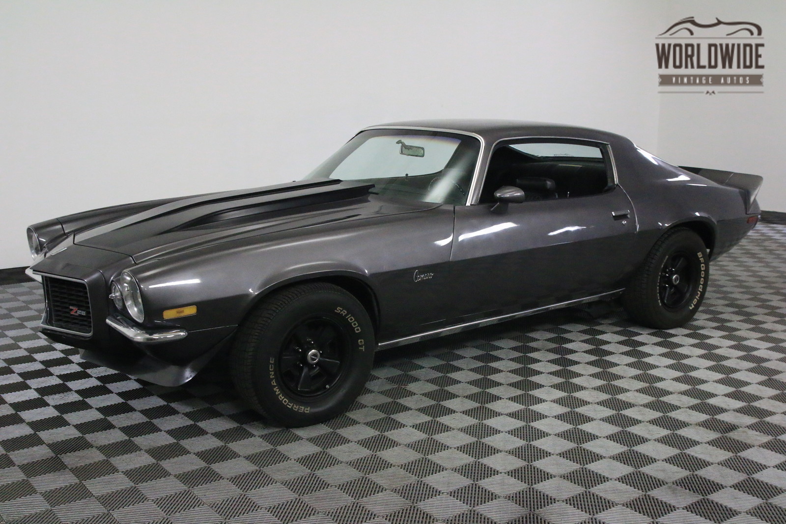 1971 Chevrolet Camaro V8 AUTO SPLIT BUMPER - photo 3