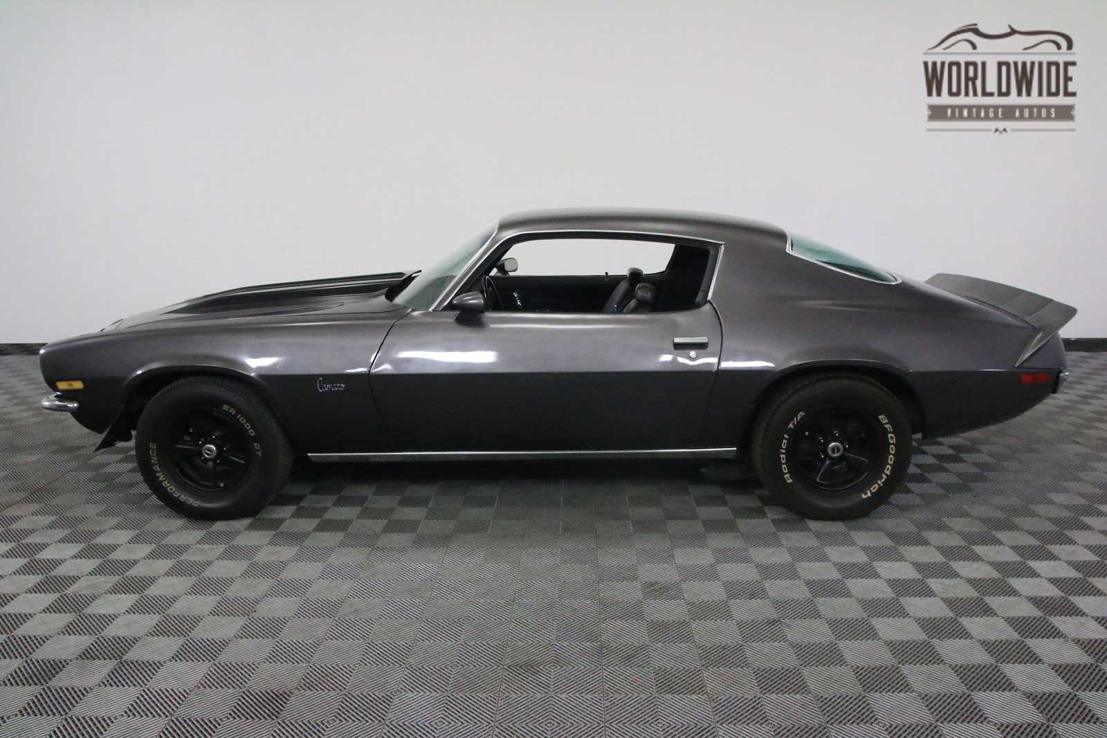 1971 Chevrolet Camaro V8 AUTO SPLIT BUMPER - photo 7